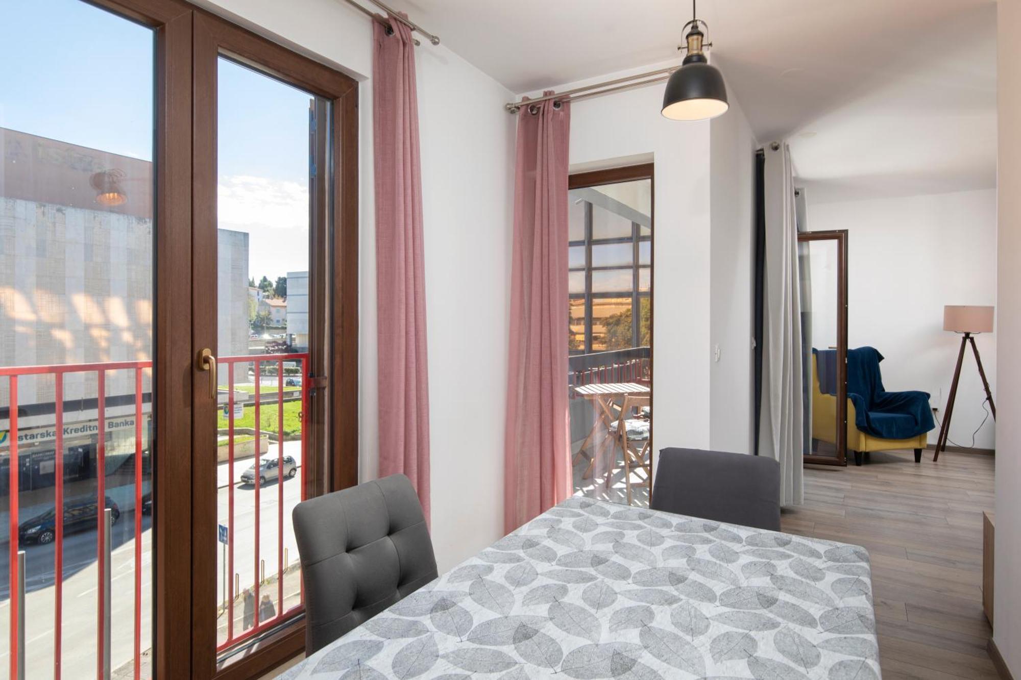 City Market Apartments Πούλα Εξωτερικό φωτογραφία